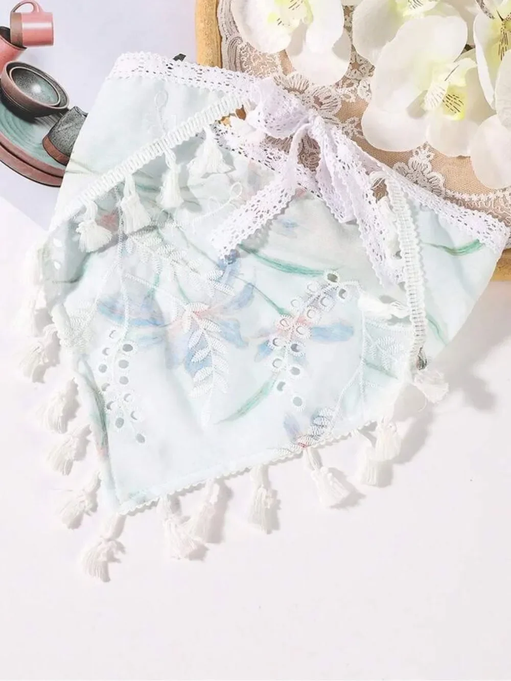 White Floral Tassel Scarf S186